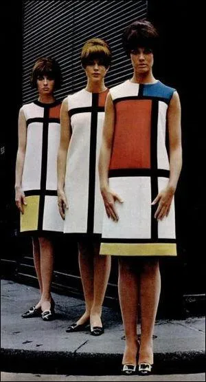 Quel est le nom de cette robe d'Yves Saint Laurent de 1965 ?