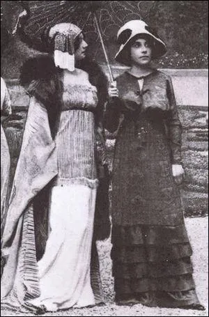 Qui a ouvert son salon en 1903, et a fait scandale en abolissant le corset fminin ?