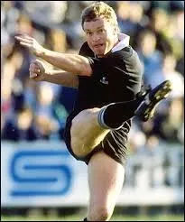 Qui est cet ouvreur qui a gagn avec sa slection la Coupe du Monde 1987 ?