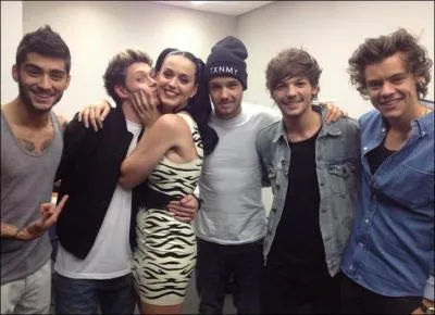 Les One Direction sont un groupe :