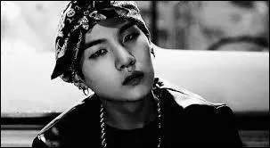 Qui a crit la chanson  Tomorrow  ?