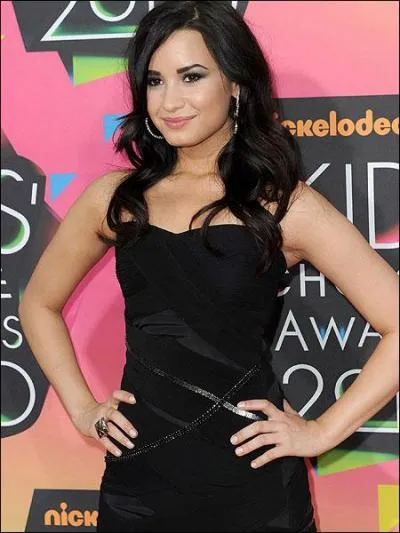 Comment s'appelle-t-elle ?