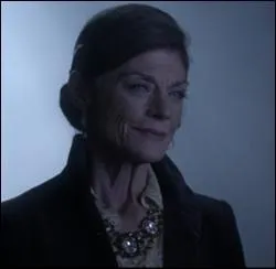 Qui est Carla Grunwald pour Alison ?