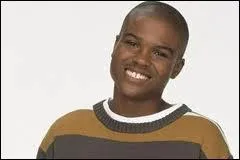 De quelle série Junior est-il un personnage ?