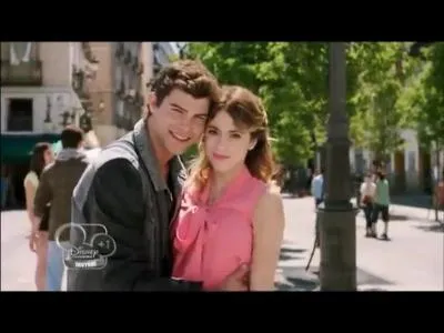 Violetta de qui était elle la plus amoureuse ?