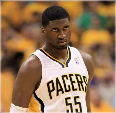 Première récompense défensive dans la carrière de Roy Hibbert cette saison, à quelle place a-t-il terminé au classement des contreurs de la ligue ?