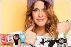 Pour quelle marque de montre est-elle mannequin ?