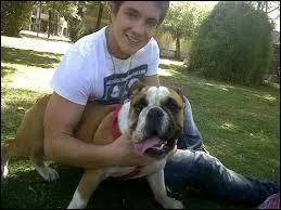 Facundo Gambandé alias maxi a un chien. Mais lequel ?