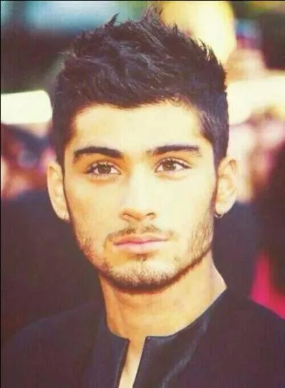 Comment s'appelle la fiancée de Zayn (juin 2014)?