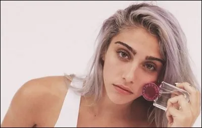 Comment se sent-elle du coup ?