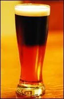 Ce cocktail est réalisé avec 3 ingrédients. Quel ingrédient ne rentre pas dans la composition ?