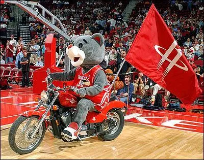 Quel est le surnom de "Clutch", la mascotte de Houston ?