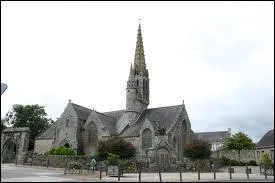 Voici l'église Saint-Cuffan de la commune bretonne de Pluguffan. Elle se situe dans le département ...