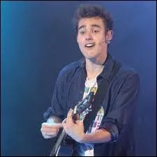 Qui est son amoureux ? (pendant toutes les saisons)