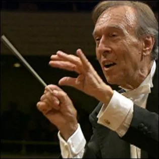 Par quelle distinction honorifique Claudio Abbado, célèbre chef d'orchestre qui nous a quittés le 20 janvier 2014, s'est-il vu récompensé ?