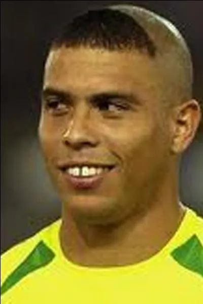 Quel est ce joueur qui remporta la Coupe du monde en 2002 ?