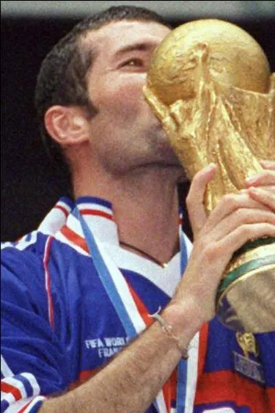 Quel est ce joueur qui remporta la Coupe du monde en 1998 ?  
