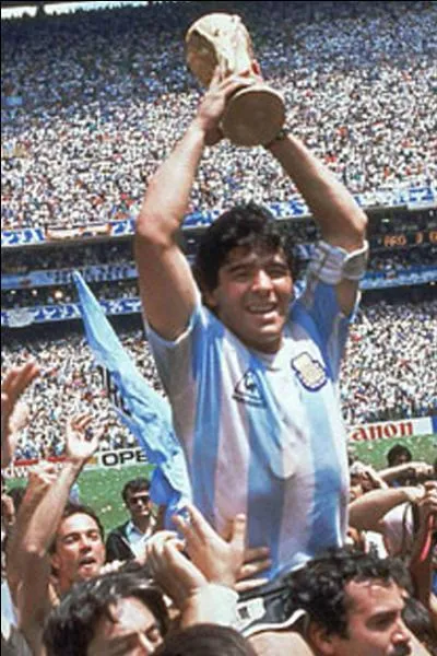 Quel est ce joueur qui remporta la Coupe du Monde en 1986 ?