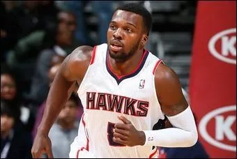Qui est ce joueur des Hawks ?