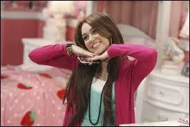 Comment s'appelle l'actrice principale ?