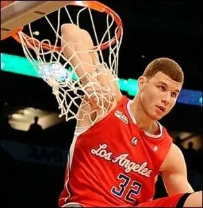 Blake Griffin est sélectionné dans la deuxième équipe type de l'année pour la troisième année consécutive en ayant joué seulement...