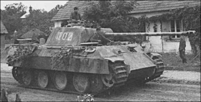 Quel était le principal défaut du char Panzer V Panther lors de sa mise en service en 1943 ?