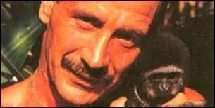 Quelle est sa devise première ?