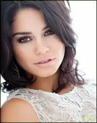 Quel &acirc;ge avait-elle au d&eacute;but de sa carri&egrave;re ?