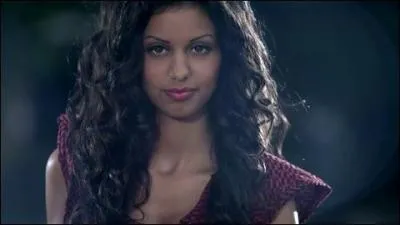 Combien de personnes ont-elles porté le flambeau (en ne comptant Tal q'une seule fois) ... J'espère que j'ai bien compté !