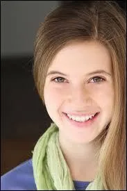 Qui est cette charmante jeune fille ?