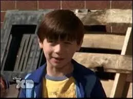 Qui est ce petit garçon ?