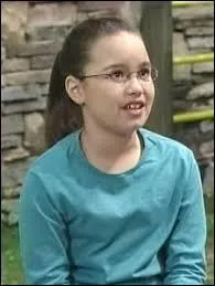 Qui est cette charmante jeune fille ?