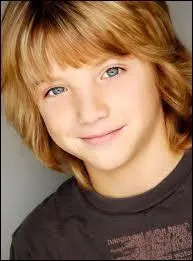 Qui est ce petit garçon ?