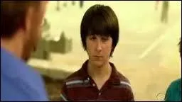 Qui est ce petit garçon ?