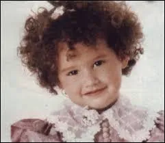 Qui est cette charmante jeune fille ?