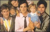 Cette série a vu le jour le 22 septembre 1987. C'est une série télévisée américaine de 192 épisodes. Bob Saget, John Stamos et Dave Coulier ont joué dans cette série. De quelle série s'agit-il ?