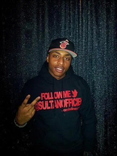 Dans quelle ville des Hauts-de-Seine réside-t-il ?