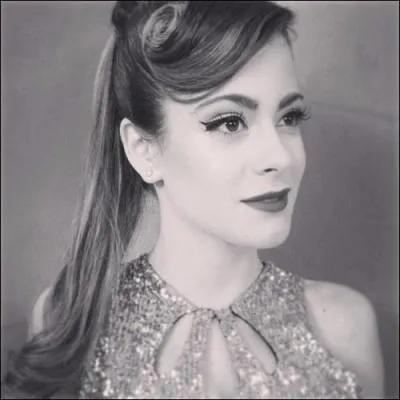 Dans la saison 1 Violetta est perdue, elle aime ...