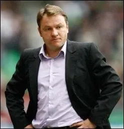 Qui est cet entraineur ?