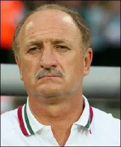 Qui est cet entraineur ?