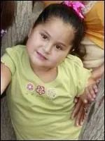 Qui a sauvé Celia Solis de l'avion ?