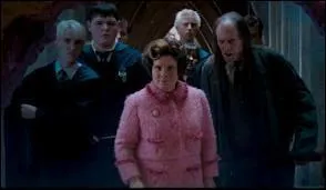 De quelle maison font partie les membres de la brigade inquisitoriale ?