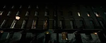 Quelle est l'adresse de la maison dans laquelle Harry se rend avec Maugrey, Kingsley et Nymphadora ?