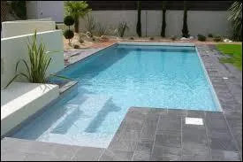 Vous en rêvez tous ! Une piscine se dit en anglais ...