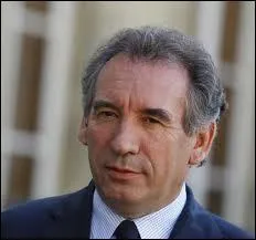 Il était le président du modem, qui est-ce ?