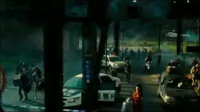 Dans "Transformers ROTF", où se situe la première scène de bataille ?