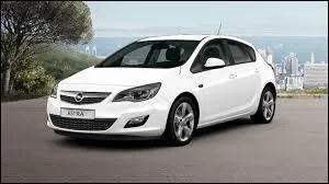 Quelle est la marque de cette voiture ?