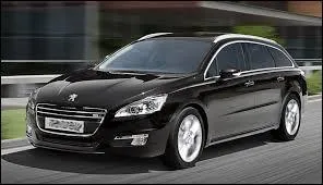 Quelle est la marque de cette voiture ?