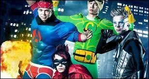 Dans leur musique "Dont Stop" ils sont déguisés en...