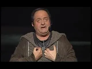 Bien sûr les amoureux se heurtent à des stratagèmes, pourtant quelqu'un tentera d'aider les deux aimables Nidoran afin de les réunir, tout comme dans la tragédie. À qui, la belle amoureuse de la tragédie écrite en 1597, demanda-t-elle de l'aide afin de sortir de la terrible situation dans laquelle elle se trouvait ?